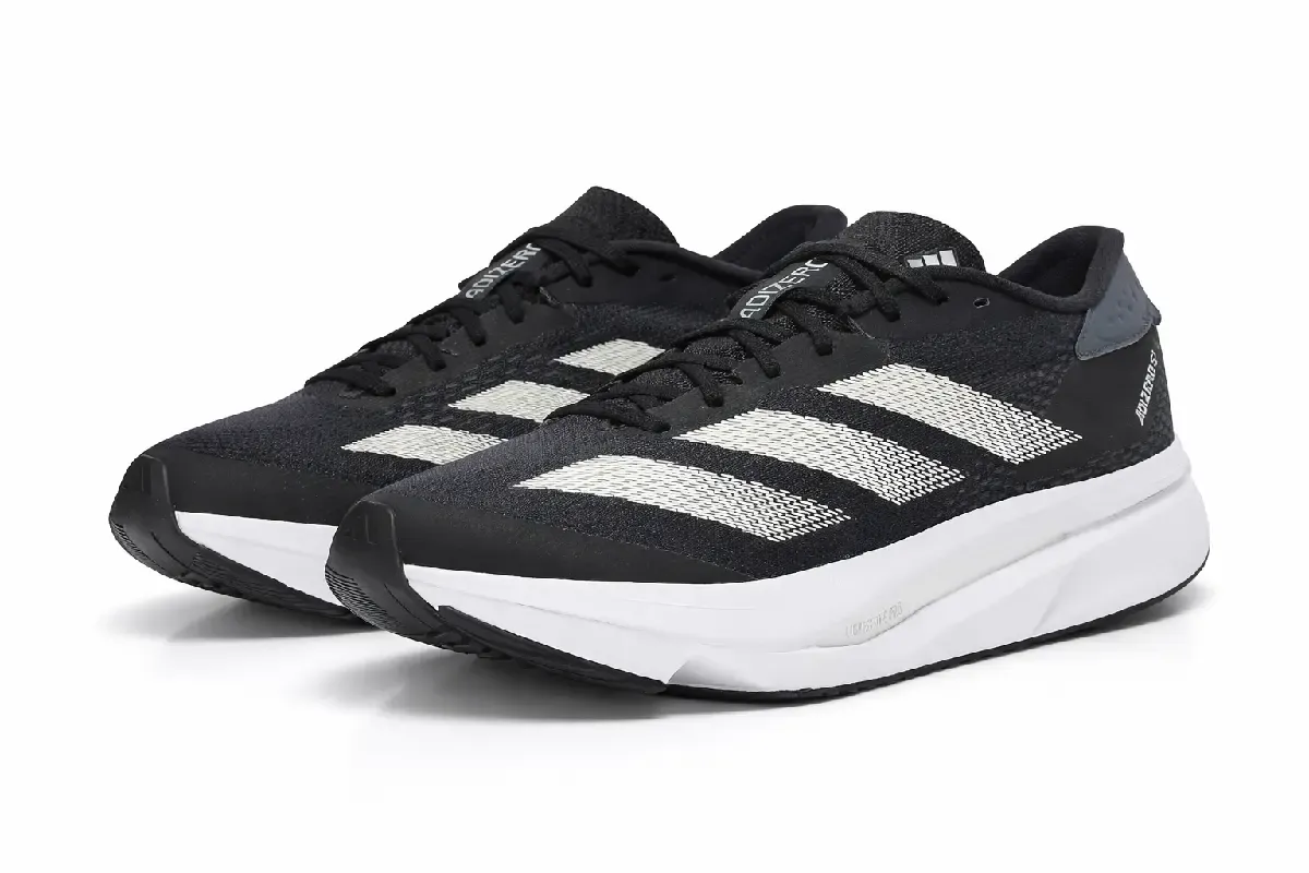 An image of a pair of sneakers Adidas Adizero SL2