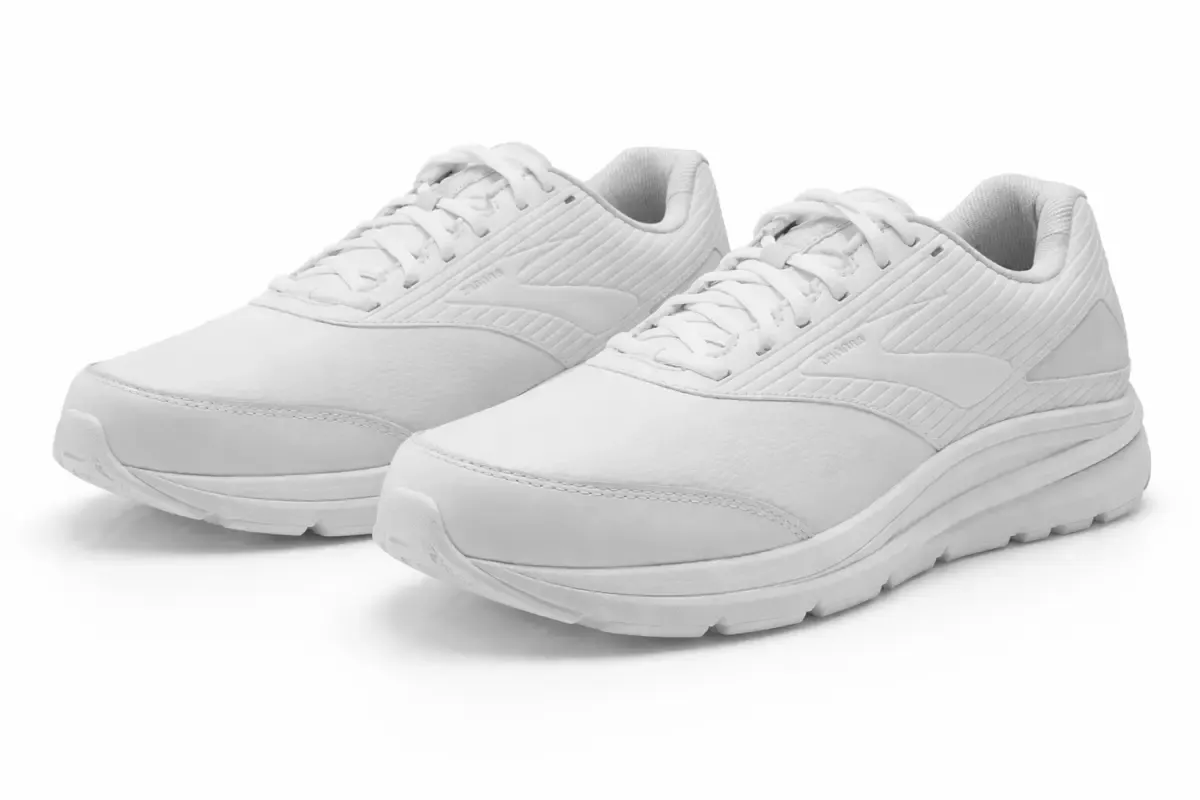 An image of a pair of sneakers Brooks Addiction Walker 2