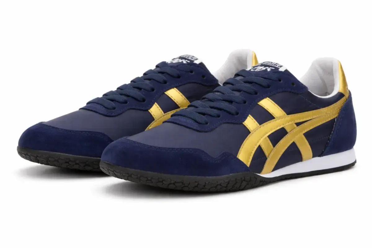 An image of a pair of sneakers Onitsuka Tiger Serrano
