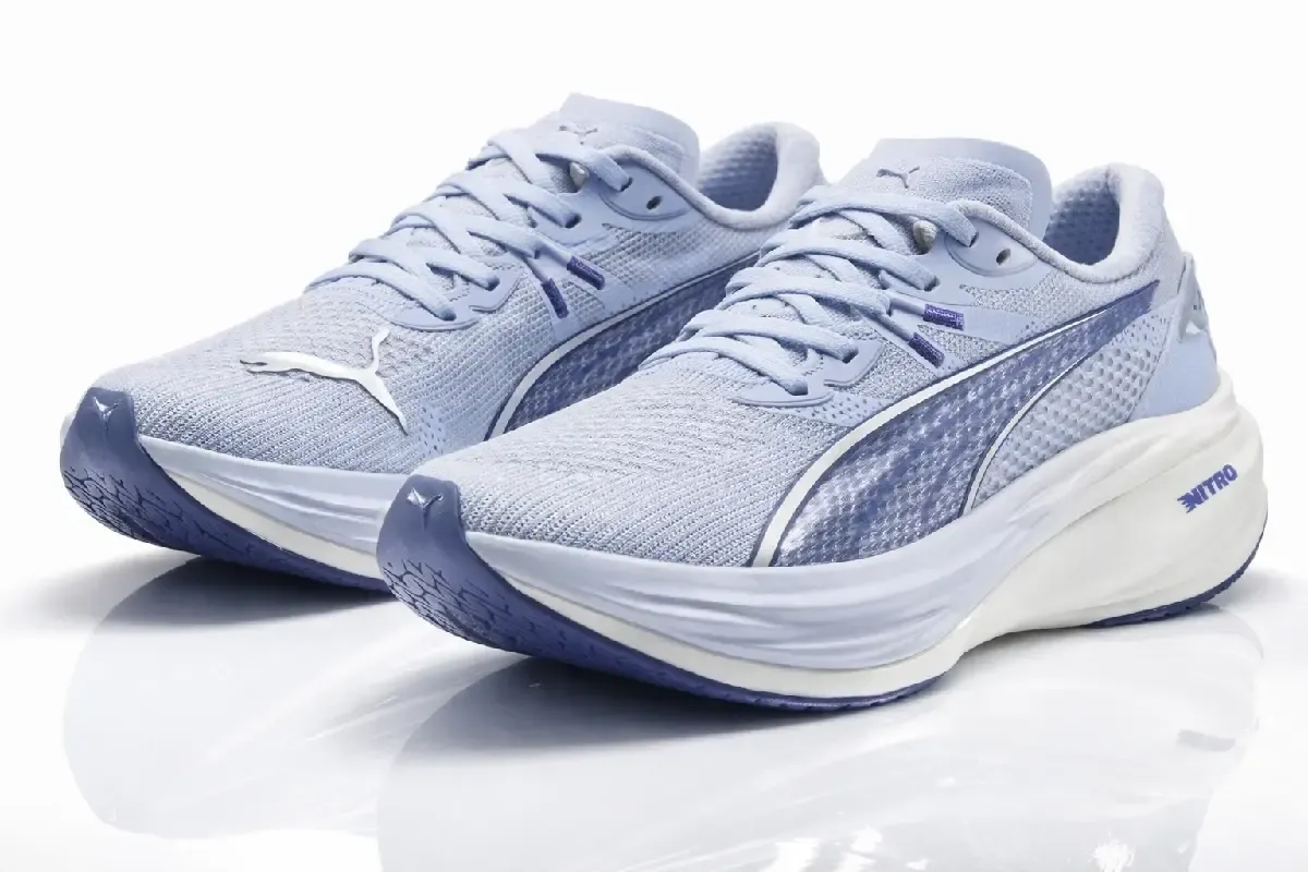 An image of a pair of sneakers Puma Deviate Nitro 3