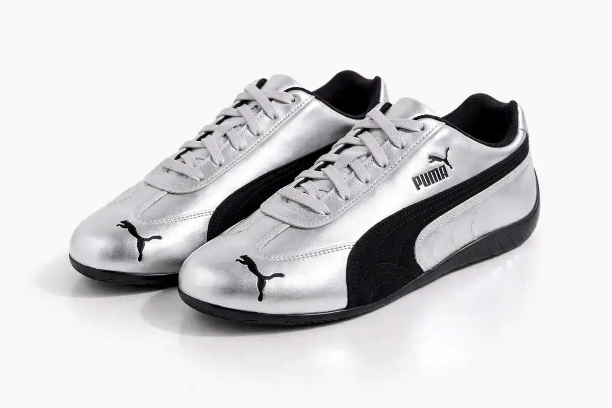An image of a pair of sneakers Puma Speedcat Metallic