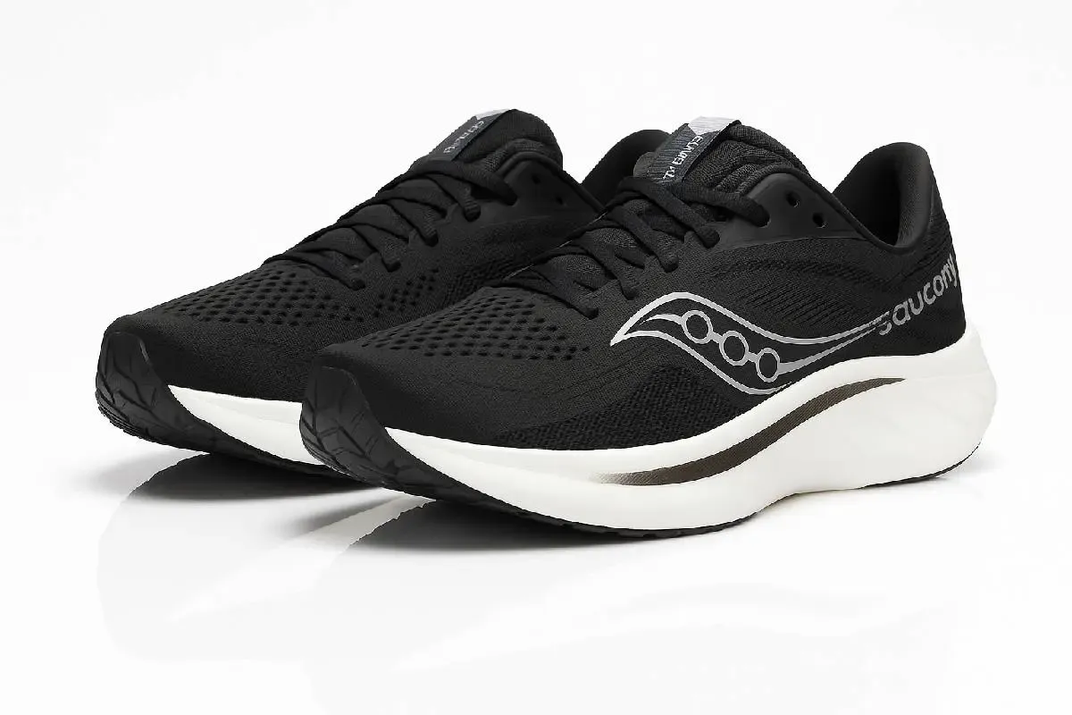 An image of a pair of sneakers Saucony Ride 18